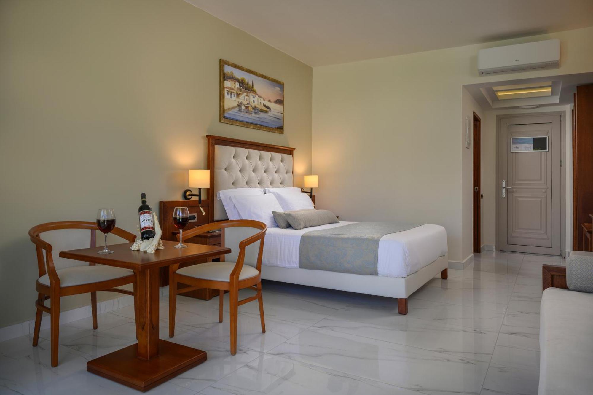 Vantaris Palace Paralia Kourna Kültér fotó