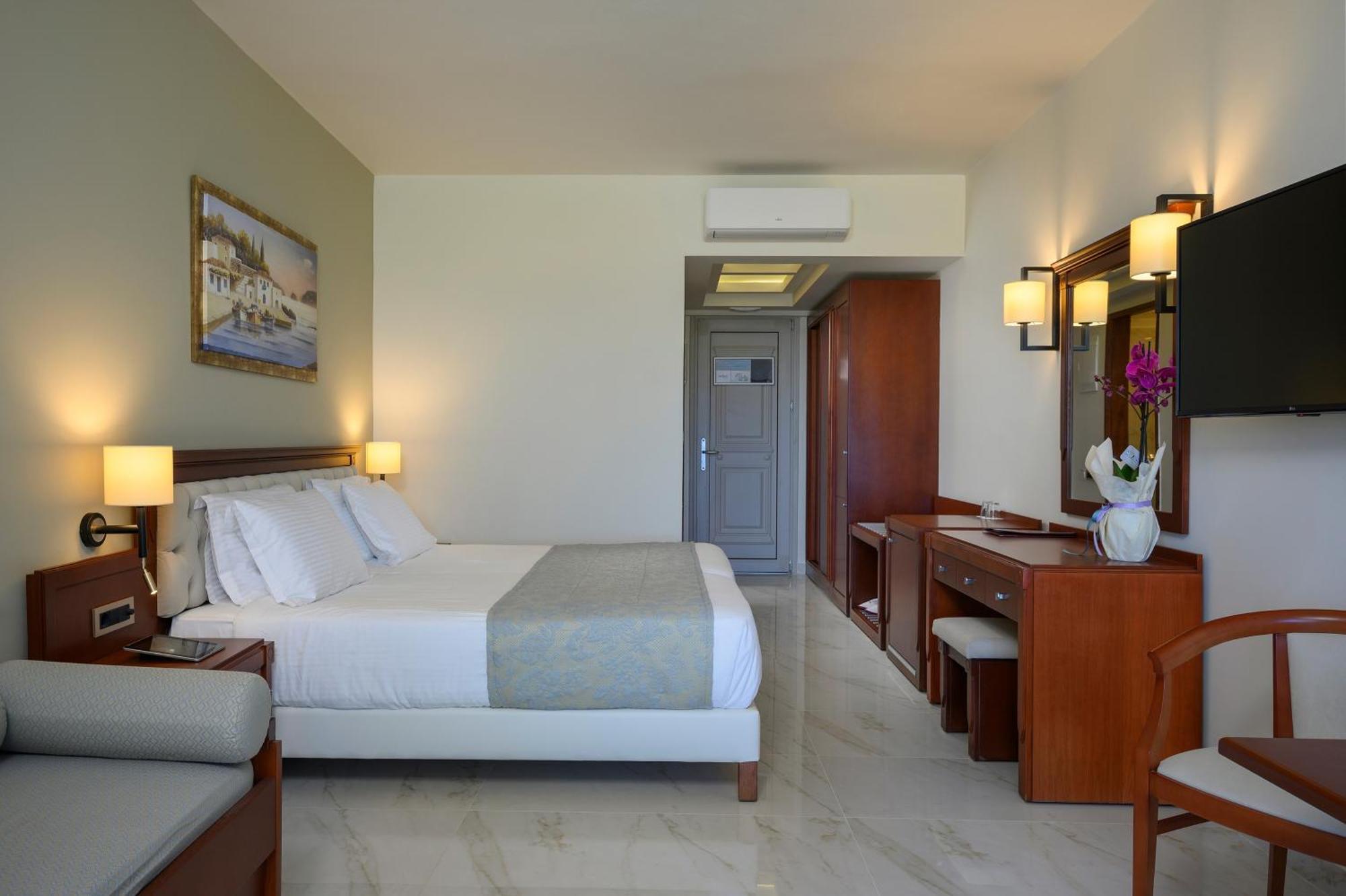 Vantaris Palace Paralia Kourna Kültér fotó